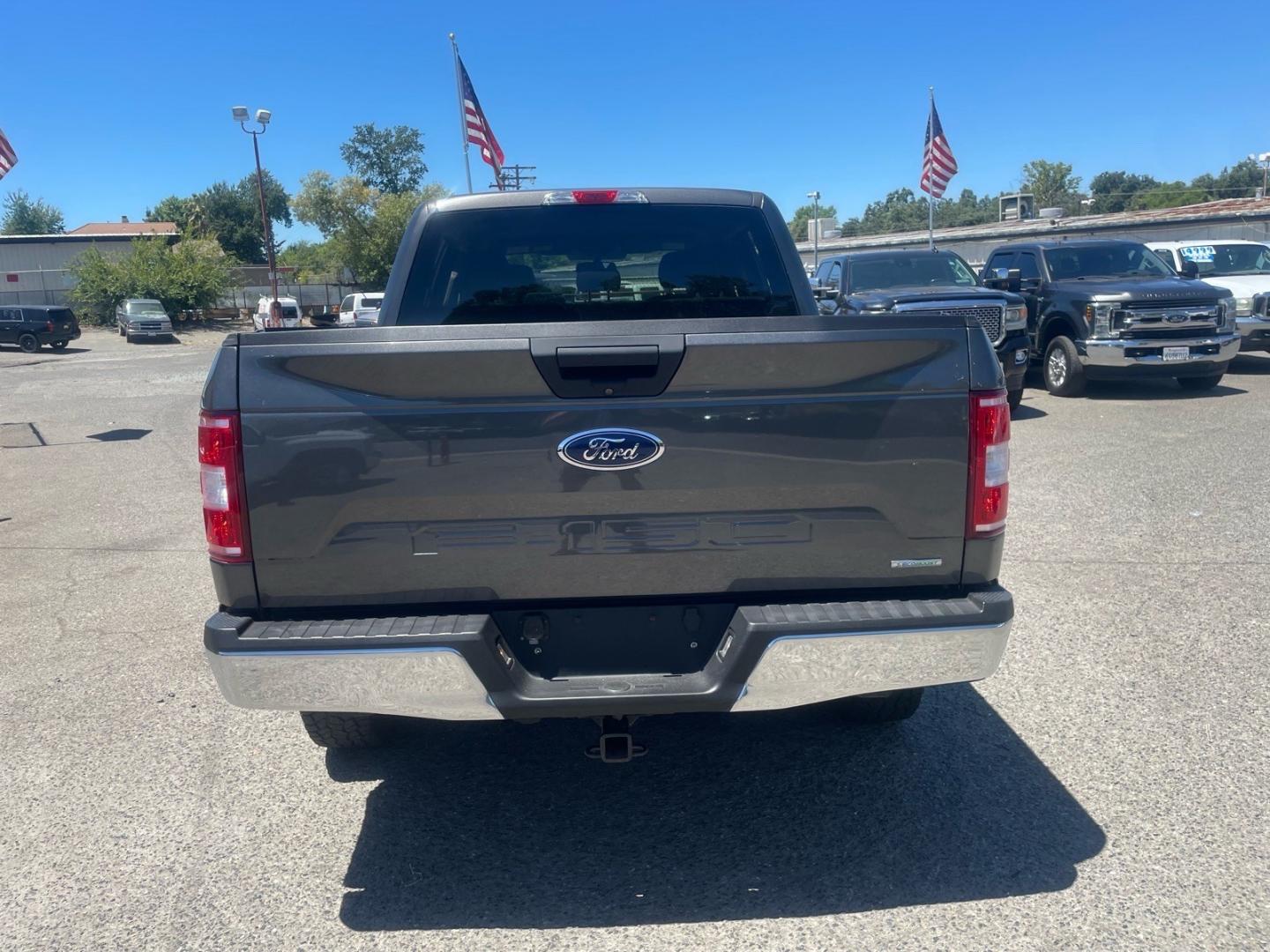 2018 Stone Gray Ford F-150 XLT (1FTEW1EG8JK) with an 3.5L EcoBoost 3.5L Twin Turbo V6 375hp 470ft. lbs. Direct Injection engine, 10-Speed Shiftable Automatic transmission, located at 800 Riverside Ave, Roseville, CA, 95678, (916) 773-4549, 38.732265, -121.291039 - 4X4 SUPERCREW ECOBOOST 3.5 TWIN TURBO XLT SERVICE RECORDS ON CLEAN CARFAX- Photo#7