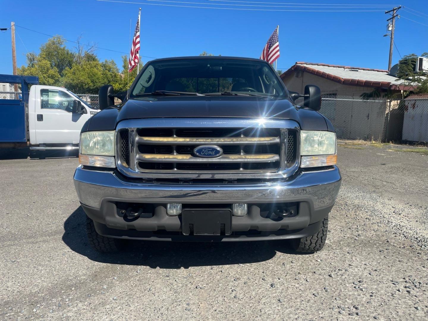 2004 Dark Shadow Grey Clearcoat Metallic Ford F-250 Super Duty XLT (1FTNW21L84E) with an Triton 5.4L V8 260hp 350ft. lbs. Other engine, 4-Speed Automatic transmission, located at 800 Riverside Ave, Roseville, CA, 95678, (916) 773-4549, 38.732265, -121.291039 - 4X4 CREW CAB- Photo#6
