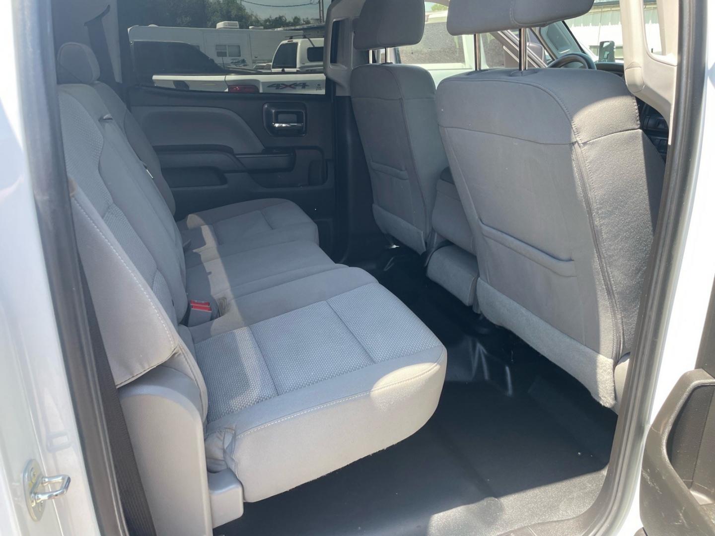 2019 Summit White Chevrolet Silverado 3500HD Work Truck (1GC4KVCY0KF) with an 6.6L Duramax 6.6L Biodiesel Turbo V8 445hp 910ft. lbs. Common Rail Direct Injection engine, Allison 1000 6-Speed Shiftable Automatic transmission, located at 800 Riverside Ave, Roseville, CA, 95678, (916) 773-4549, 38.732265, -121.291039 - DURAMAX DIESEL CREW CAB DUALLY 4X4 DIESEL ALLISON TRANSMISSION SERVICE RECORDS ON CLEAN CARFAX- Photo#13