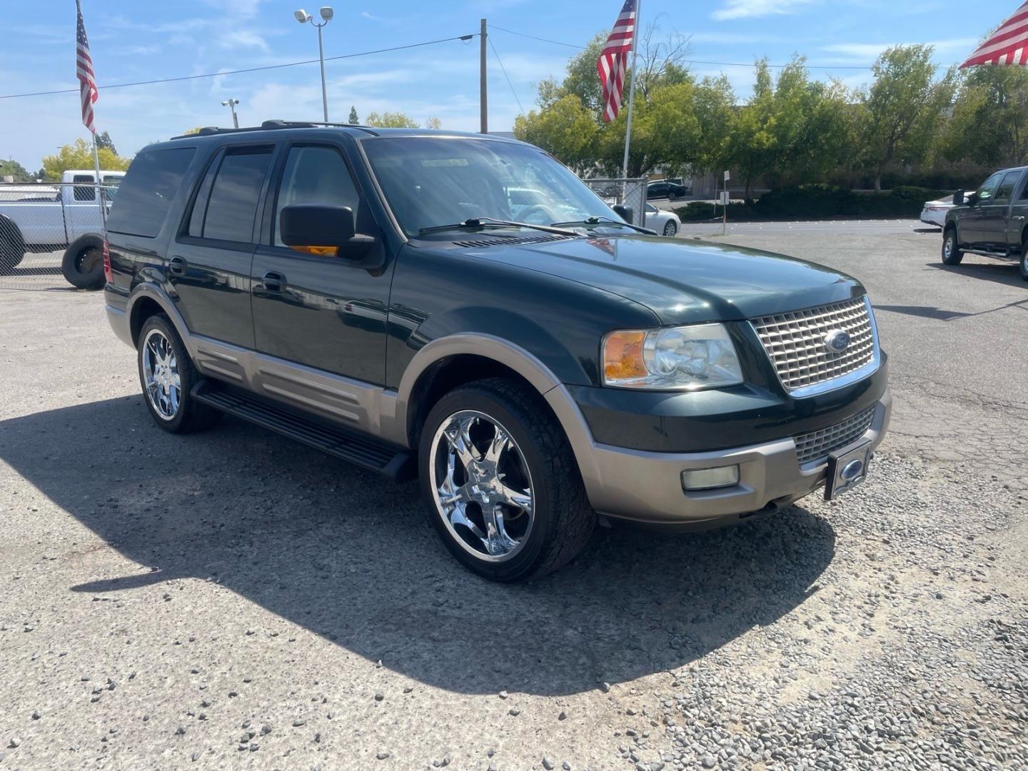 2003 Aspen Green Clearcoat Metallic Ford Expedition Eddie Bauer (1FMFU18L73L) with an Triton 5.4L V8 260hp 350ft. lbs. Other engine, Automatic transmission, located at 800 Riverside Ave, Roseville, CA, 95678, (916) 773-4549, 38.732265, -121.291039 - 4X4 EDDIE BAUER LOW MILES ONE OWNER 3RD ROW SEAT MOONROOF DVD CLEAN CARFAX- Photo#1