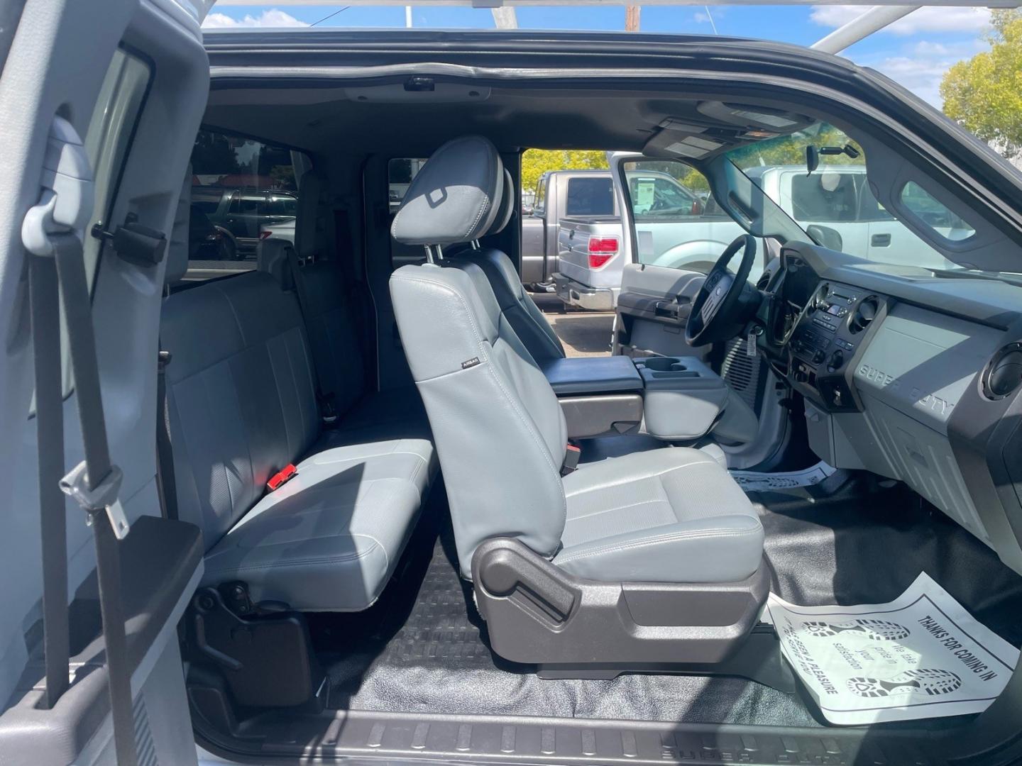 2015 Oxford White Ford F-250 Super Duty XL (1FD7X2AT7FE) with an 6.7L Power Stroke 6.7L Biodiesel Turbo V8 440hp 860ft. lbs. Common Rail Direct Injection engine, 6-Speed Shiftable Automatic transmission, located at 800 Riverside Ave, Roseville, CA, 95678, (916) 773-4549, 38.732265, -121.291039 - DIESEL SUPER CAB UTILITY BED CLEAN CARFAX- Photo#10