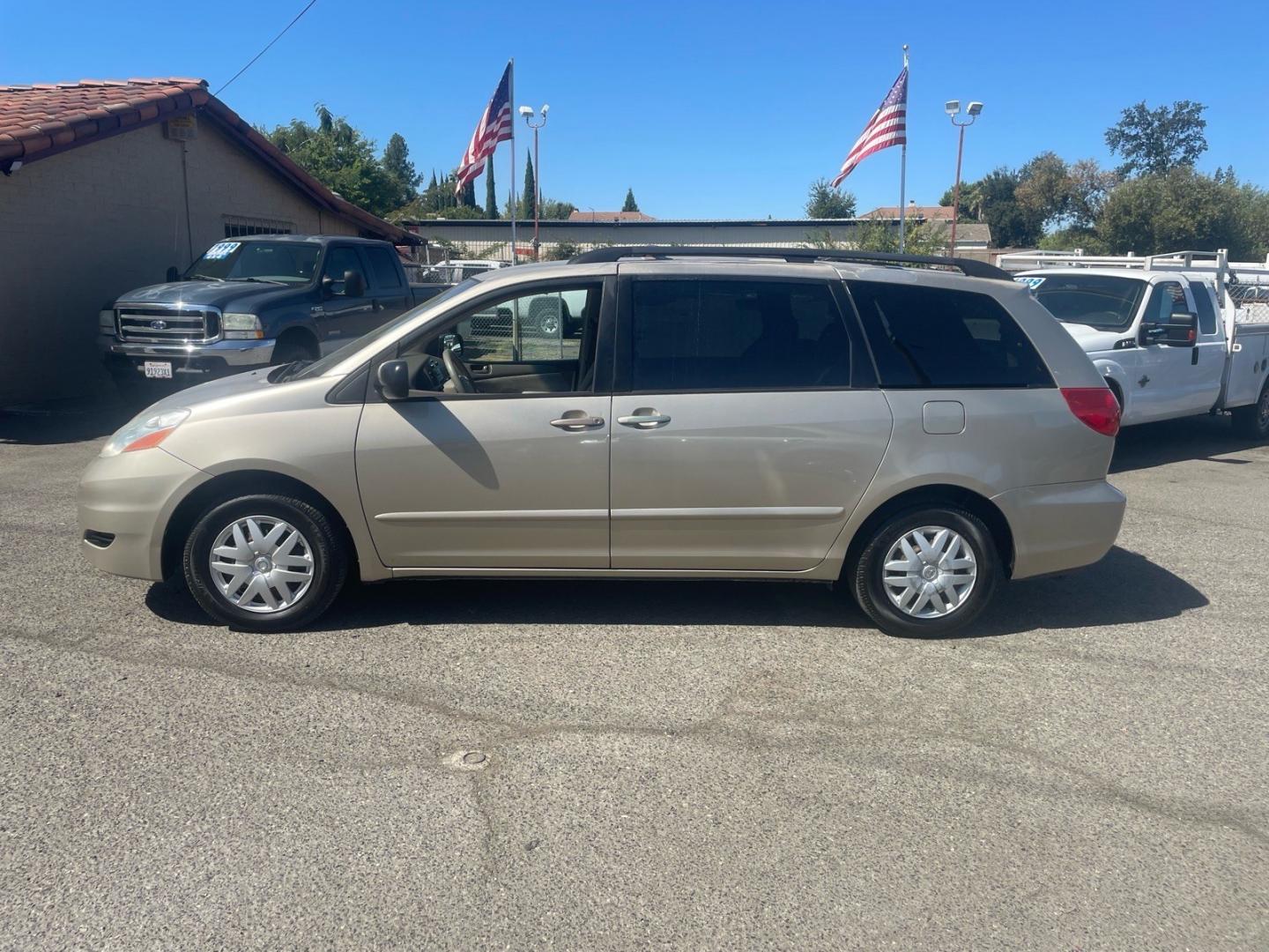 2008 Desert Sand Mica Toyota Sienna LE 8-Passenger (5TDZK23C98S) with an 3.5L 3.5L V6 266hp 245ft. lbs. Sequential Multiport Fuel Injection engine, 5 Speed Automatic transmission, located at 800 Riverside Ave, Roseville, CA, 95678, (916) 773-4549, 38.732265, -121.291039 - LE 8 PASSENGER SERVICE RECORDS- Photo#4