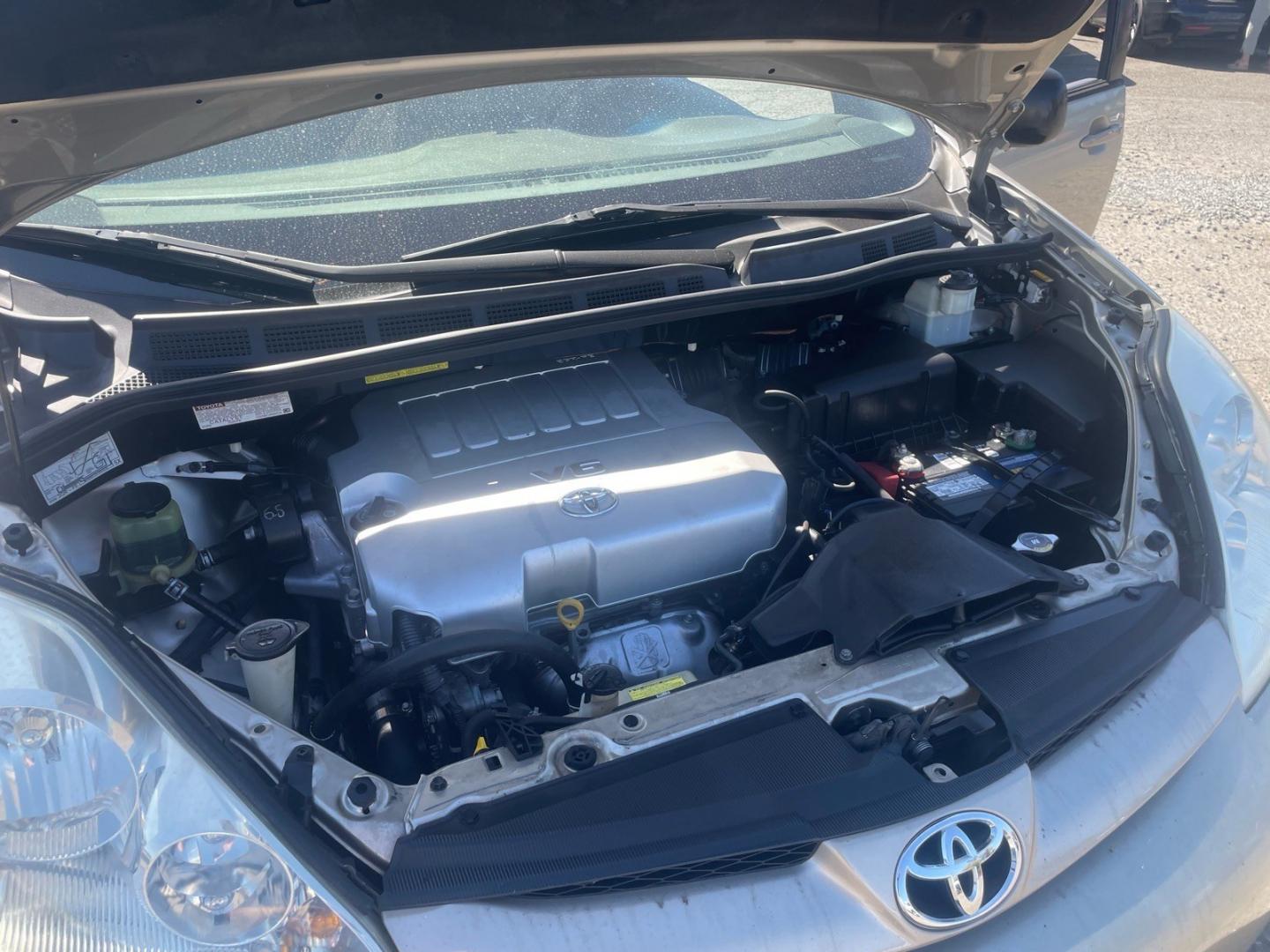 2008 Desert Sand Mica Toyota Sienna LE 8-Passenger (5TDZK23C98S) with an 3.5L 3.5L V6 266hp 245ft. lbs. Sequential Multiport Fuel Injection engine, 5 Speed Automatic transmission, located at 800 Riverside Ave, Roseville, CA, 95678, (916) 773-4549, 38.732265, -121.291039 - LE 8 PASSENGER SERVICE RECORDS- Photo#13