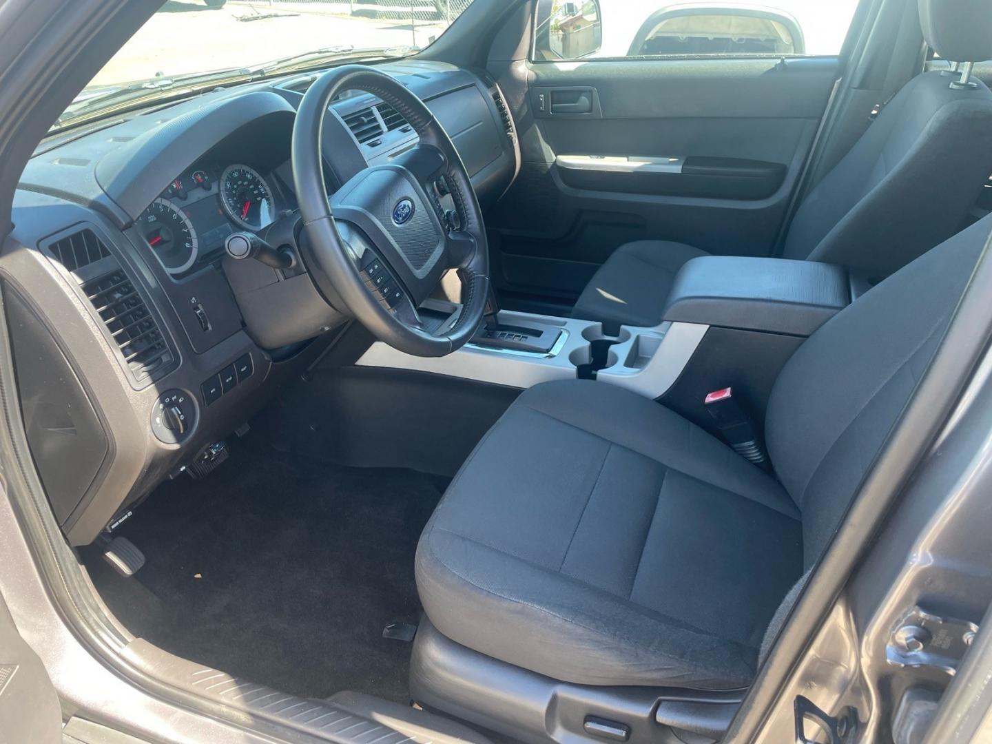 2010 Sterling Grey Metallic Ford Escape XLT (1FMCU0D74AK) with an 2.5L Duratec 2.5L I4 171hp 171ft. lbs. Sequential Multiport Fuel Injection engine, 6-Speed Automatic transmission, located at 800 Riverside Ave, Roseville, CA, 95678, (916) 773-4549, 38.732265, -121.291039- Photo#10