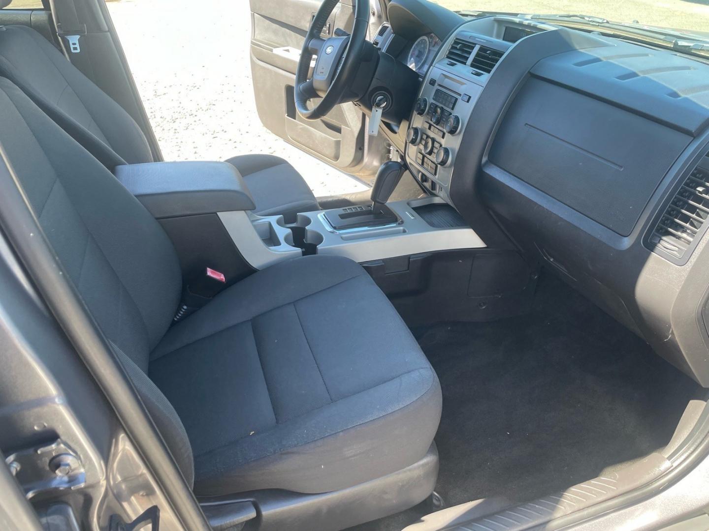 2010 Sterling Grey Metallic Ford Escape XLT (1FMCU0D74AK) with an 2.5L Duratec 2.5L I4 171hp 171ft. lbs. Sequential Multiport Fuel Injection engine, 6-Speed Automatic transmission, located at 800 Riverside Ave, Roseville, CA, 95678, (916) 773-4549, 38.732265, -121.291039- Photo#12