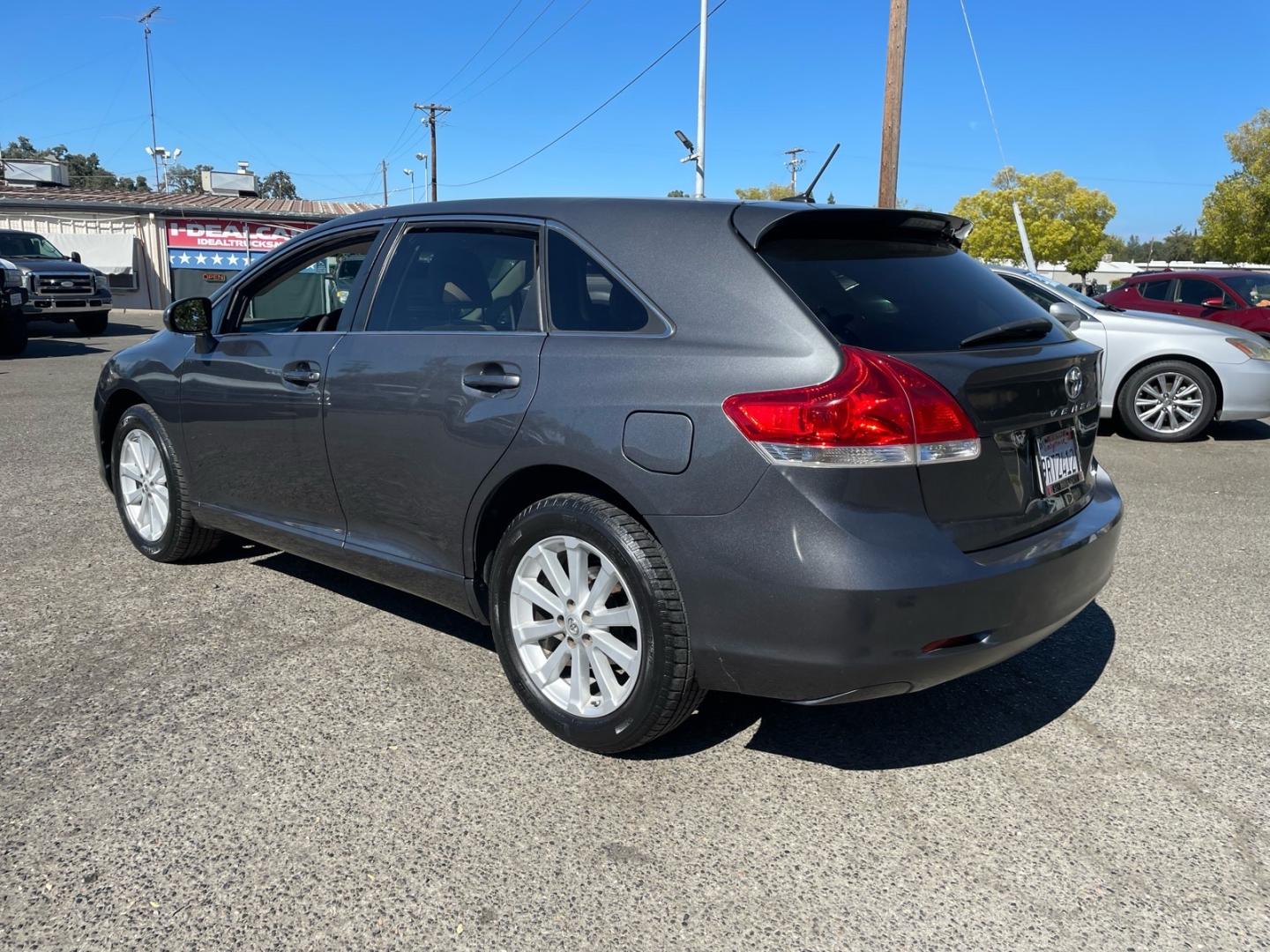 2012 Magnetic Gray Metallic Toyota Venza LE (4T3BA3BB2CU) with an 2.7L 2.7L I4 182hp 182ft. lbs. Other engine, 6-Speed Shiftable Automatic transmission, located at 800 Riverside Ave, Roseville, CA, 95678, (916) 773-4549, 38.732265, -121.291039 - AWD LE SERVICE RECORDS ON CLEAN CARFAX- Photo#2