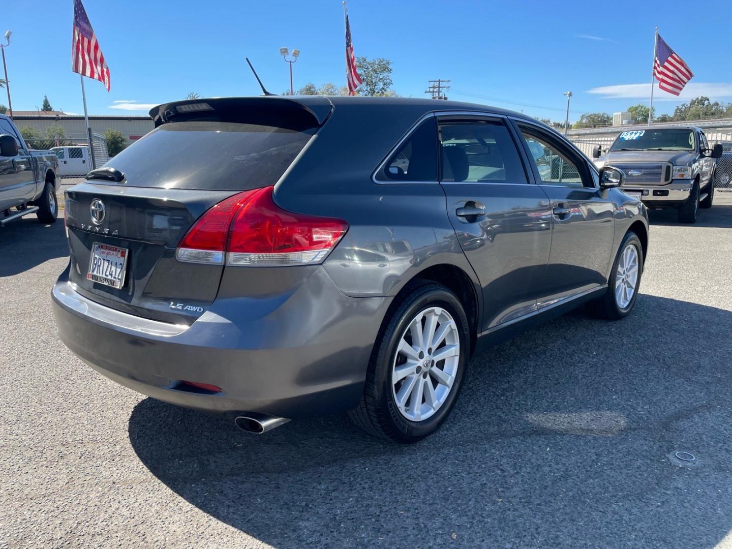 2012 Magnetic Gray Metallic Toyota Venza LE (4T3BA3BB2CU) with an 2.7L 2.7L I4 182hp 182ft. lbs. Other engine, 6-Speed Shiftable Automatic transmission, located at 800 Riverside Ave, Roseville, CA, 95678, (916) 773-4549, 38.732265, -121.291039- Photo#5
