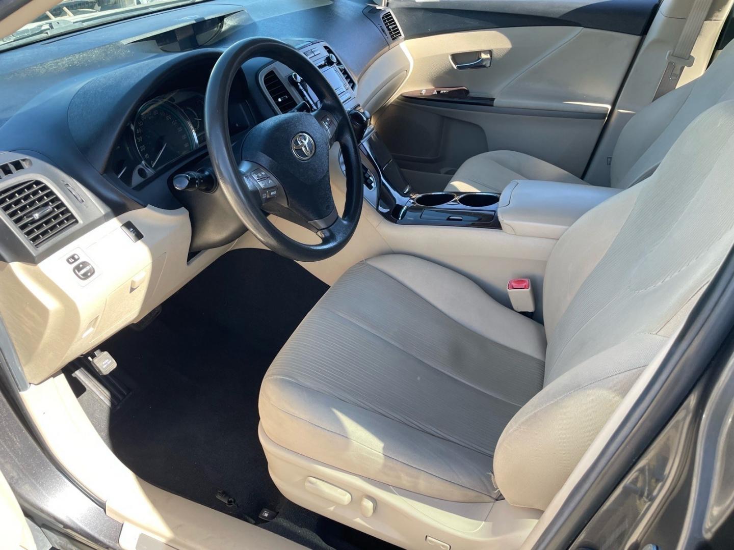 2012 Magnetic Gray Metallic Toyota Venza LE (4T3BA3BB2CU) with an 2.7L 2.7L I4 182hp 182ft. lbs. Other engine, 6-Speed Shiftable Automatic transmission, located at 800 Riverside Ave, Roseville, CA, 95678, (916) 773-4549, 38.732265, -121.291039- Photo#9