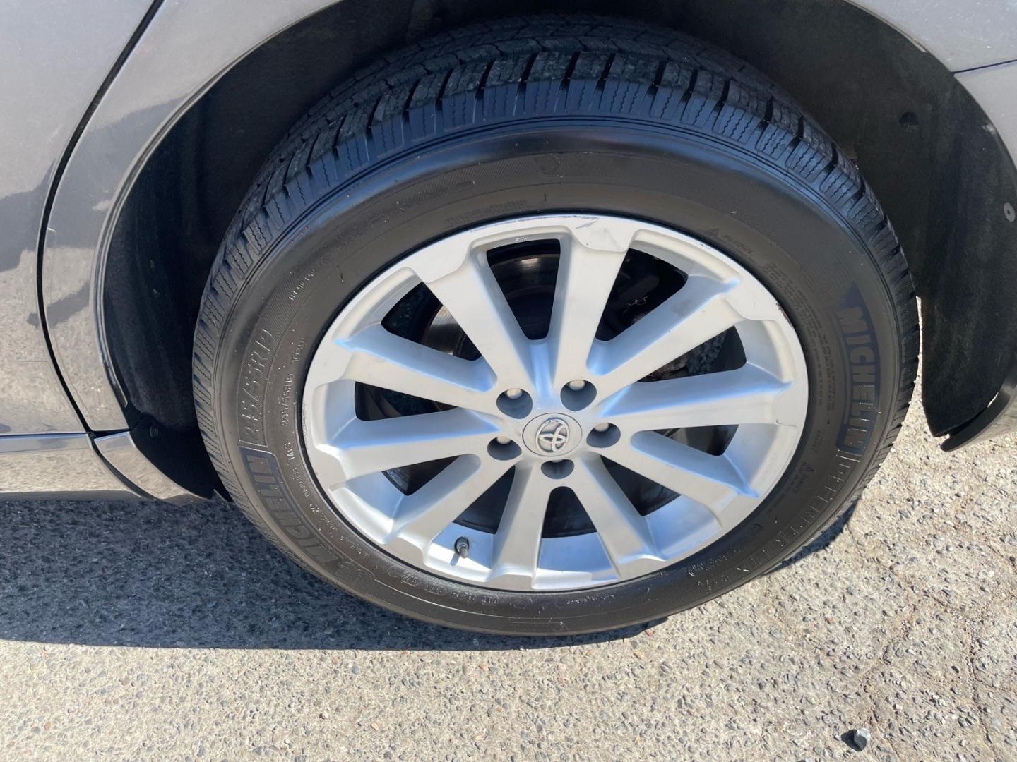 2012 Magnetic Gray Metallic Toyota Venza LE (4T3BA3BB2CU) with an 2.7L 2.7L I4 182hp 182ft. lbs. Other engine, 6-Speed Shiftable Automatic transmission, located at 800 Riverside Ave, Roseville, CA, 95678, (916) 773-4549, 38.732265, -121.291039- Photo#11