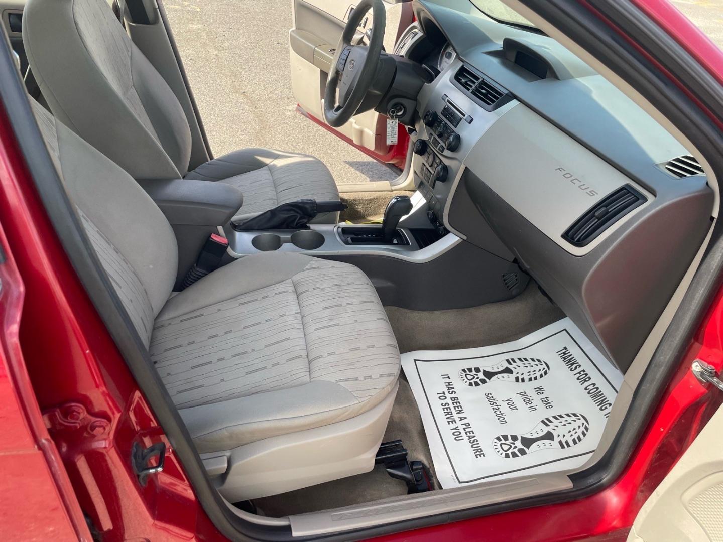 2010 Sangria Red Metallic Ford Focus SE (1FAHP3FN5AW) with an 2.0L 2.0L I4 140hp 136ft. lbs. Sequential Multiport Fuel Injection engine, 4-Speed Automatic transmission, located at 800 Riverside Ave, Roseville, CA, 95678, (916) 773-4549, 38.732265, -121.291039 - SE NEW TIRES CLEAN CARFAX- Photo#11