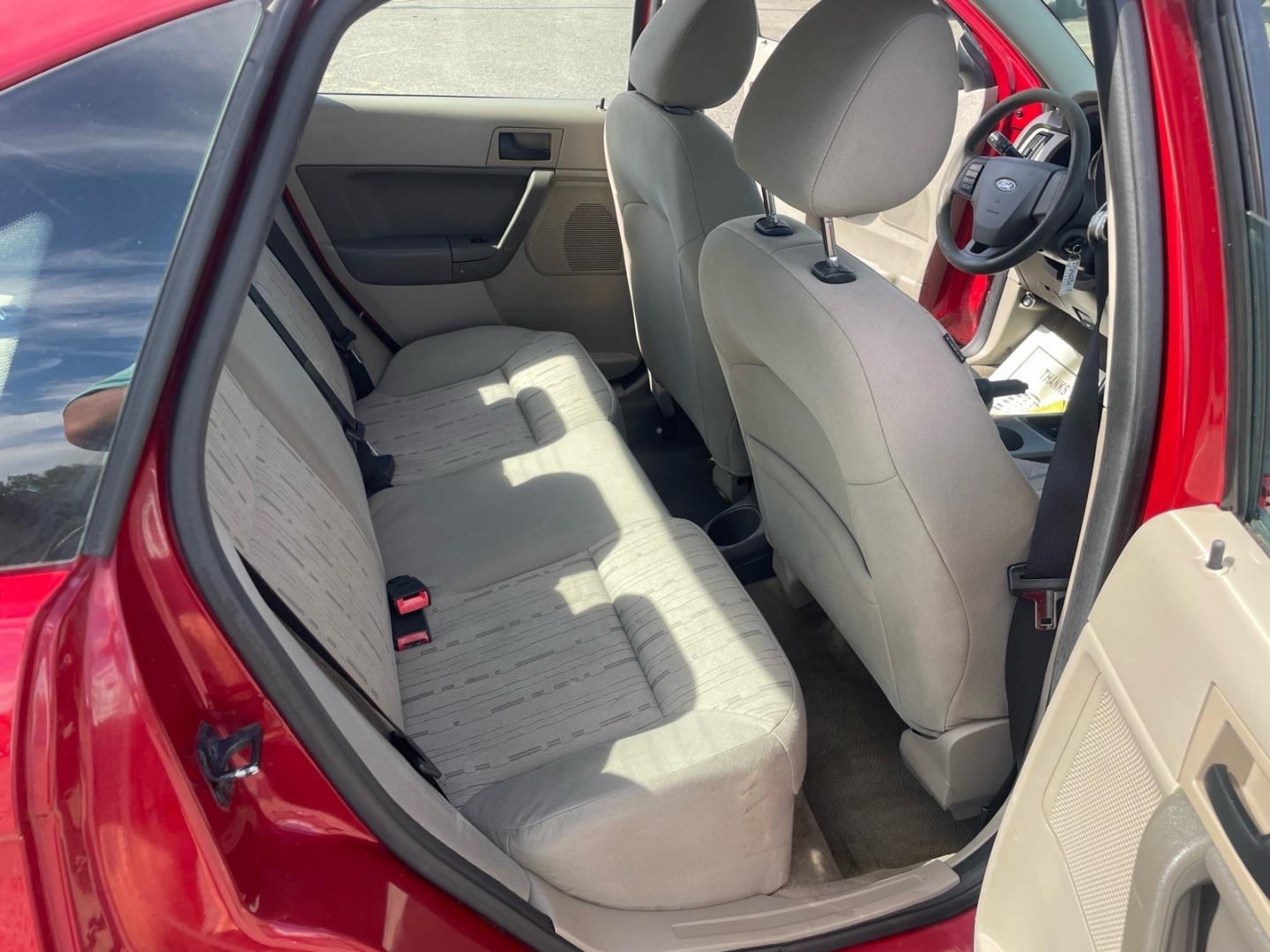 2010 Sangria Red Metallic Ford Focus SE (1FAHP3FN5AW) with an 2.0L 2.0L I4 140hp 136ft. lbs. Sequential Multiport Fuel Injection engine, 4-Speed Automatic transmission, located at 800 Riverside Ave, Roseville, CA, 95678, (916) 773-4549, 38.732265, -121.291039 - SE NEW TIRES CLEAN CARFAX- Photo#12