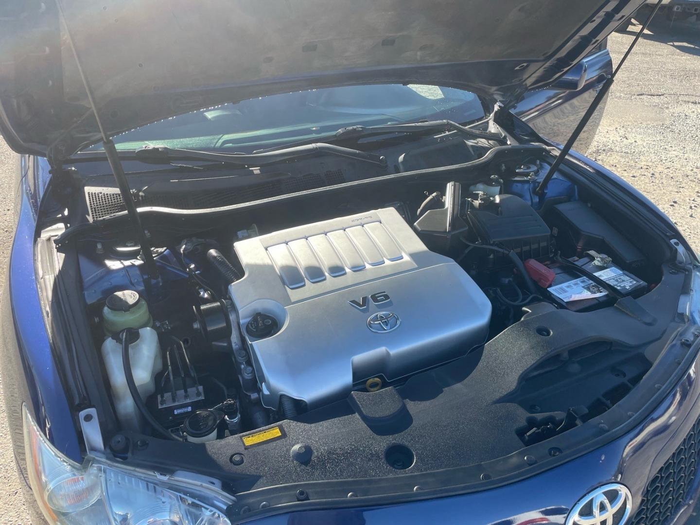 2007 Blue Ribbon Metallic Toyota Camry SE V6 (4T1BK46K17U) with an 3.5L 3.5L V6 268hp 248ft. lbs. Other engine, 6-Speed Shiftable Automatic transmission, located at 800 Riverside Ave, Roseville, CA, 95678, (916) 773-4549, 38.732265, -121.291039 - CLEAN CARFAX- Photo#13