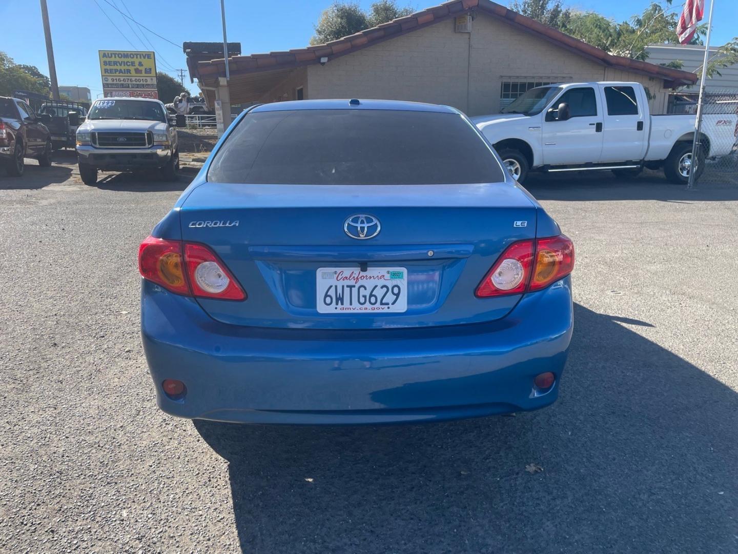 2010 Blue Streak Metallic Toyota Corolla LE (1NXBU4EE5AZ) with an 1.8L 1.8L I4 132hp 128ft. lbs. Sequential Multiport Fuel Injection engine, 4-Speed Automatic transmission, located at 800 Riverside Ave, Roseville, CA, 95678, (916) 773-4549, 38.732265, -121.291039 - CLEAN CARFAX- Photo#8