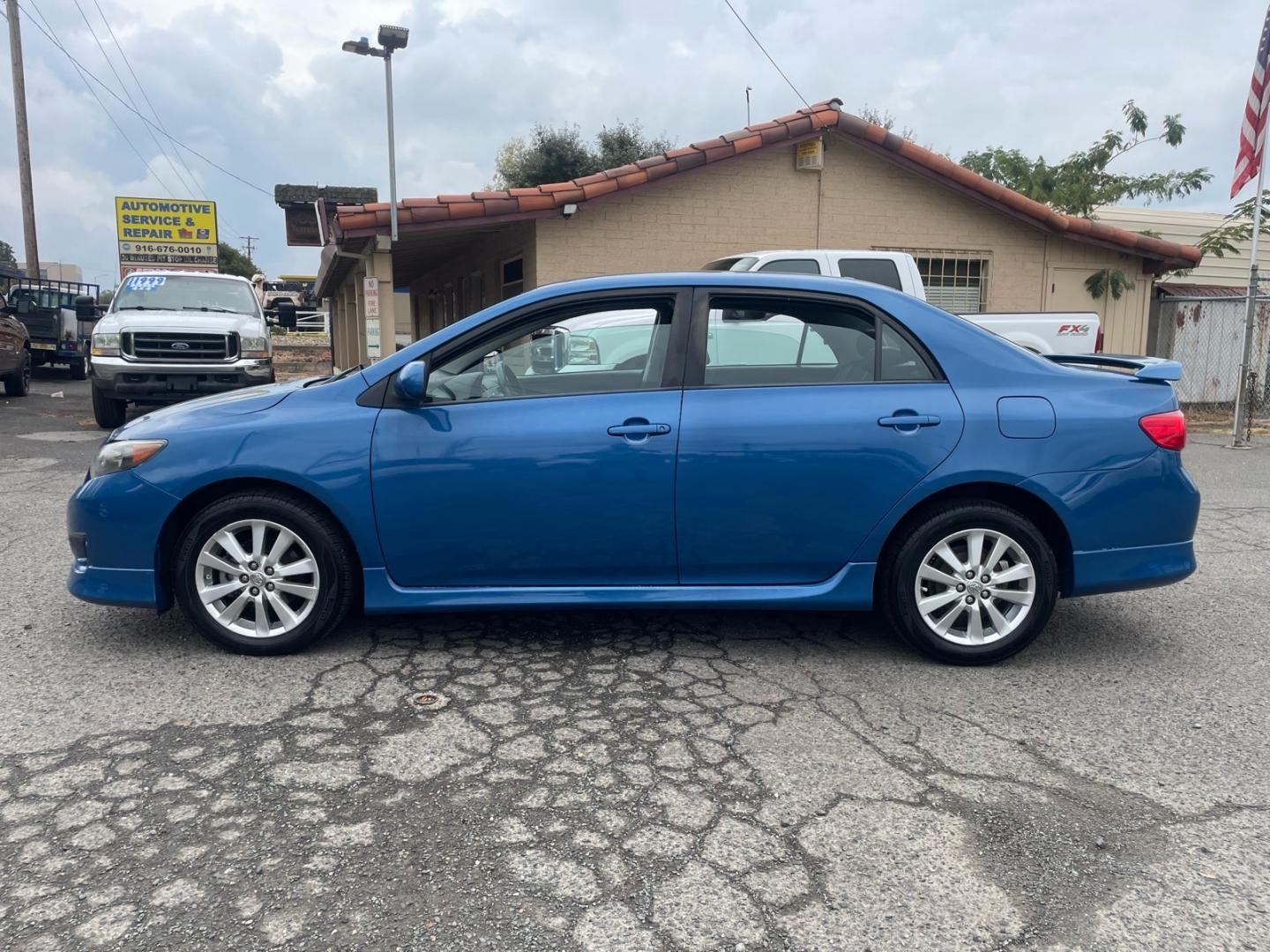 2010 Blue Streak Metallic Toyota Corolla S (1NXBU4EE6AZ) with an 1.8L 1.8L I4 132hp 128ft. lbs. Sequential Multiport Fuel Injection engine, 4-Speed Automatic transmission, located at 800 Riverside Ave, Roseville, CA, 95678, (916) 773-4549, 38.732265, -121.291039- Photo#1