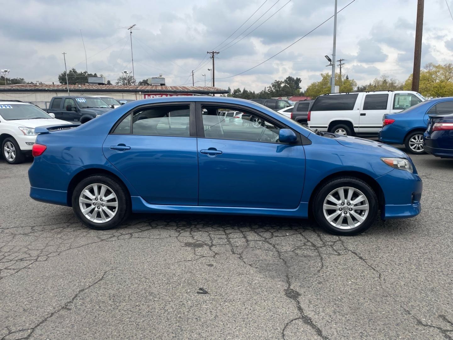 2010 Blue Streak Metallic Toyota Corolla S (1NXBU4EE6AZ) with an 1.8L 1.8L I4 132hp 128ft. lbs. Sequential Multiport Fuel Injection engine, 4-Speed Automatic transmission, located at 800 Riverside Ave, Roseville, CA, 95678, (916) 773-4549, 38.732265, -121.291039- Photo#5