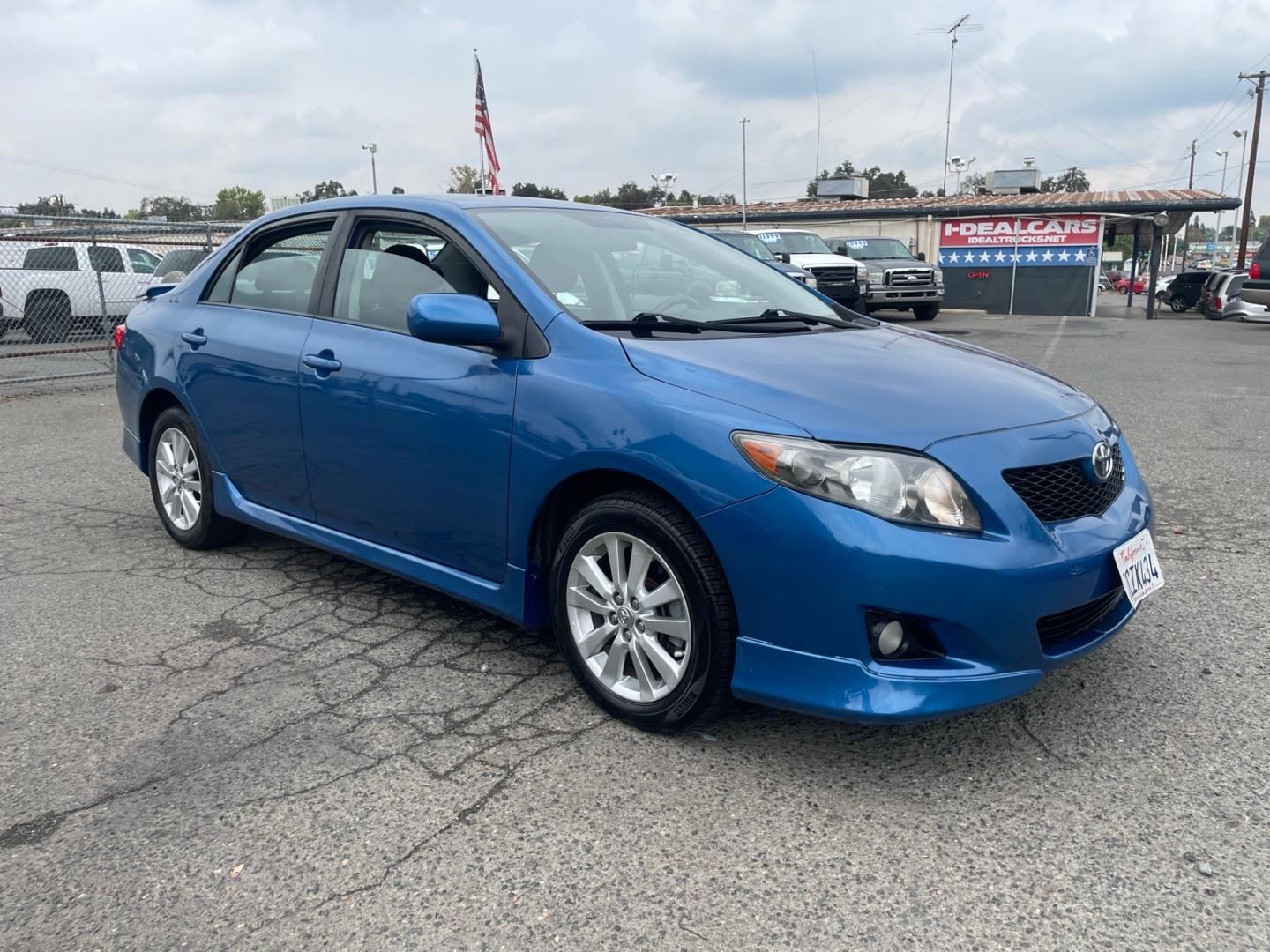 2010 Blue Streak Metallic Toyota Corolla S (1NXBU4EE6AZ) with an 1.8L 1.8L I4 132hp 128ft. lbs. Sequential Multiport Fuel Injection engine, 4-Speed Automatic transmission, located at 800 Riverside Ave, Roseville, CA, 95678, (916) 773-4549, 38.732265, -121.291039- Photo#6