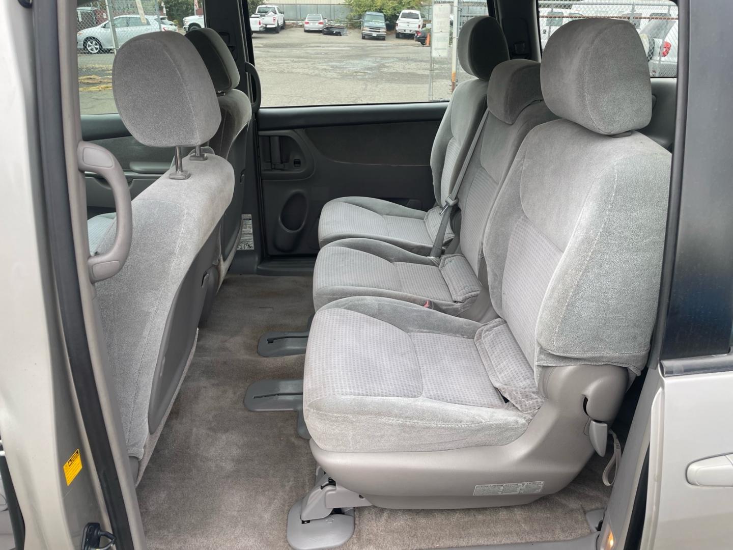 2007 Silver Pine Mica Toyota Sienna CE 8-Passenger (5TDZK23C77S) with an 3.5L 3.5L V6 266hp 245ft. lbs. Sequential Multiport Fuel Injection engine, 5-Speed Automatic transmission, located at 800 Riverside Ave, Roseville, CA, 95678, (916) 773-4549, 38.732265, -121.291039- Photo#9