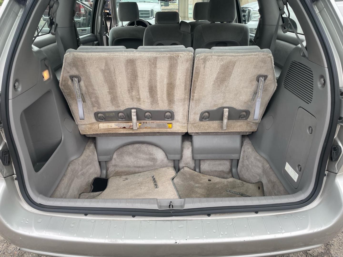 2007 Silver Pine Mica Toyota Sienna CE 8-Passenger (5TDZK23C77S) with an 3.5L 3.5L V6 266hp 245ft. lbs. Sequential Multiport Fuel Injection engine, 5-Speed Automatic transmission, located at 800 Riverside Ave, Roseville, CA, 95678, (916) 773-4549, 38.732265, -121.291039- Photo#11
