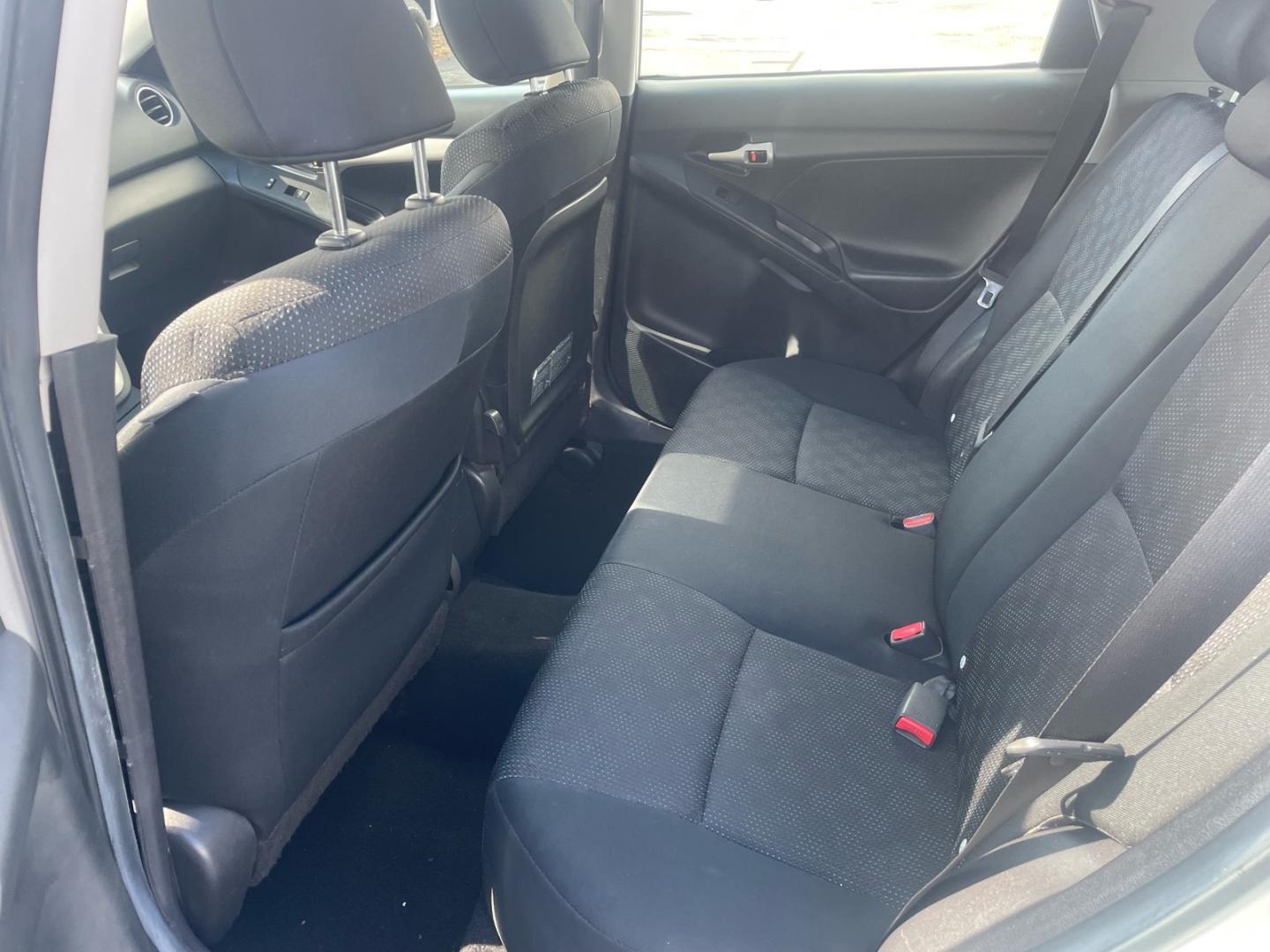 2010 Classic Silver Metallic Toyota Matrix S (2T1LE4EEXAC) with an 2.4L 2.4L I4 158hp 162ft. lbs. Sequential Electronic Fuel Injection engine, 4-Speed Automatic transmission, located at 800 Riverside Ave, Roseville, CA, 95678, (916) 773-4549, 38.732265, -121.291039 - AWD ONE OWNER CLEAN CARFAX- Photo#11