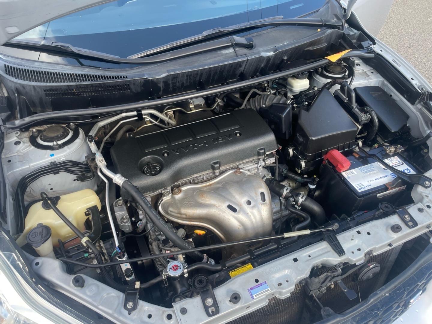 2010 Classic Silver Metallic Toyota Matrix S (2T1LE4EEXAC) with an 2.4L 2.4L I4 158hp 162ft. lbs. Sequential Electronic Fuel Injection engine, 4-Speed Automatic transmission, located at 800 Riverside Ave, Roseville, CA, 95678, (916) 773-4549, 38.732265, -121.291039 - AWD ONE OWNER CLEAN CARFAX- Photo#14